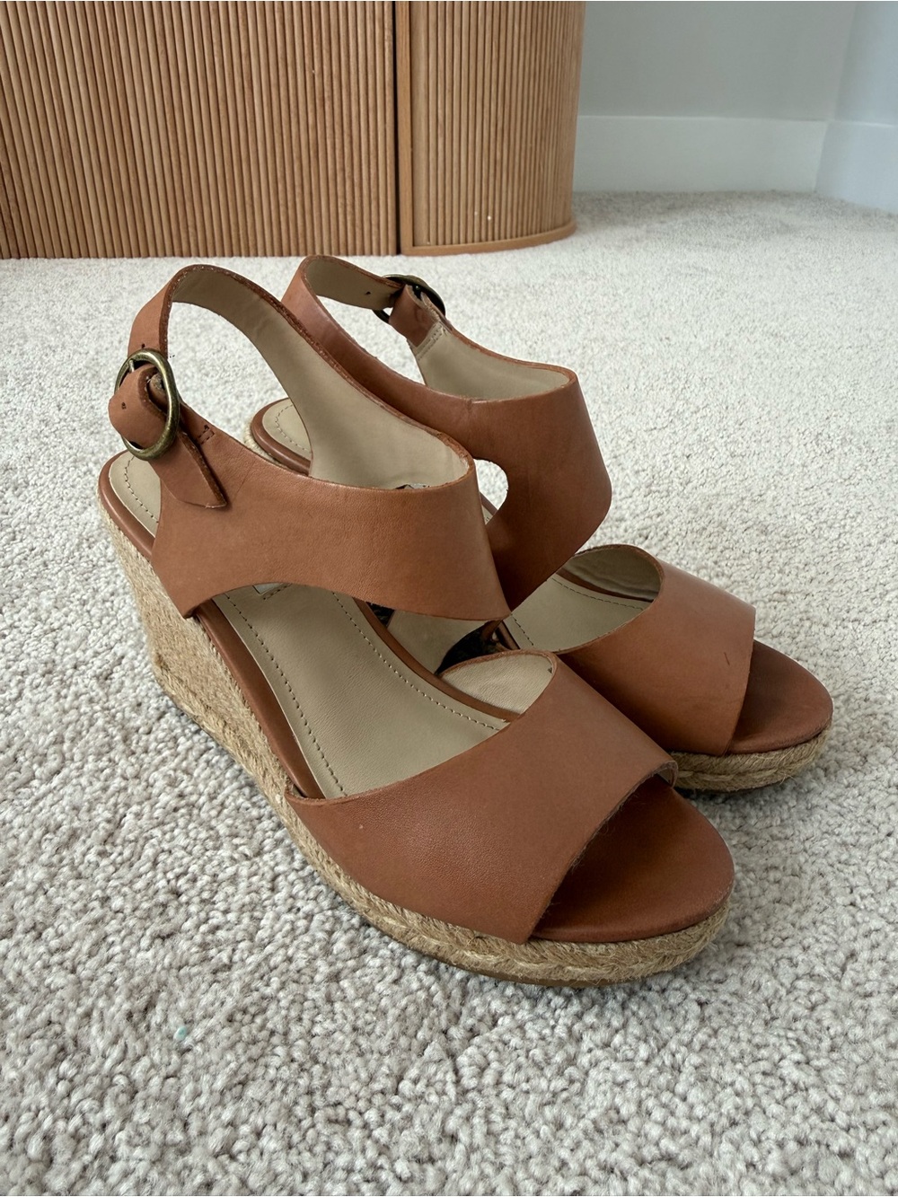 Steve Madden Women’s Tan Espadrille Wedge Sandals 7.5